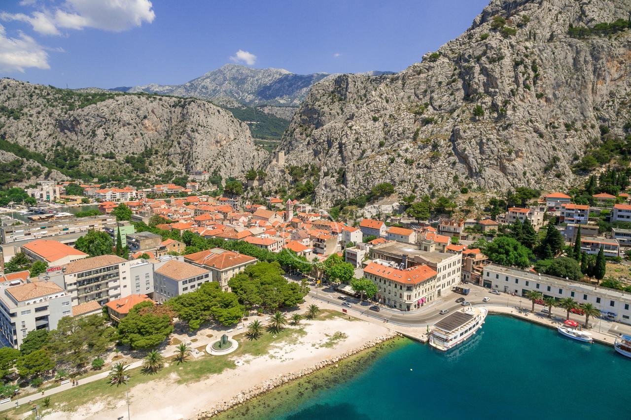 Villa Mama - Traditional Apartments In Omis, Free Parking Exterior foto